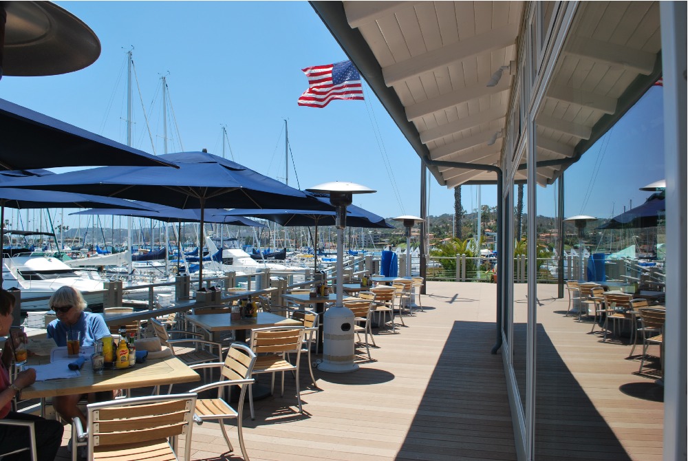 southwestern yacht club restaurant